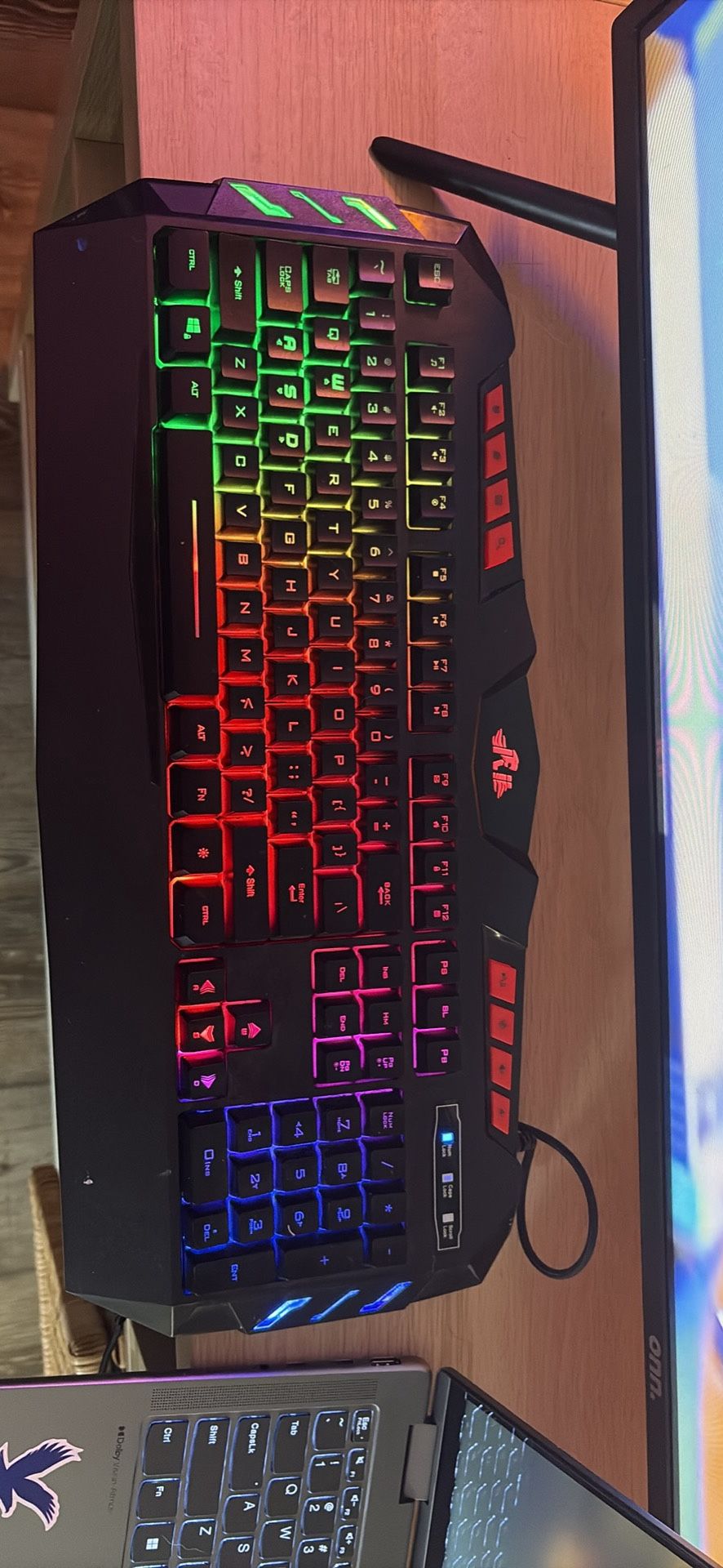 Gaming keyboard 