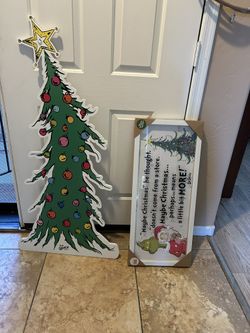 Grinch Holiday Decor