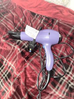 Hair blow dryer pick up only!!