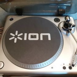 Ion USB Turntable Record Player Like New Never Used Works Music Lp Player Mp3 Convert To PC With Usb