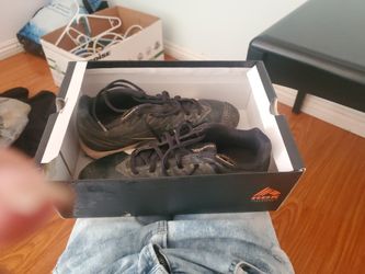 Nikes Kleets