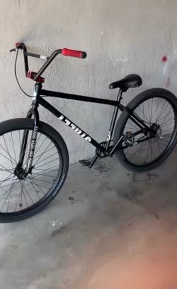 Brand new street co