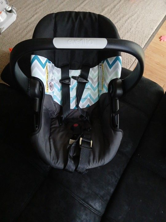 uppababy com UPPAbaby MINU V3 Lightweight Travel Stroller with Mesa V2 Infant Car Seat  Travel System