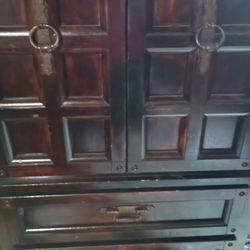 Mahogany Dresser And Nightstand And Queen Bed