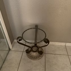 Round glass/Stone vase table