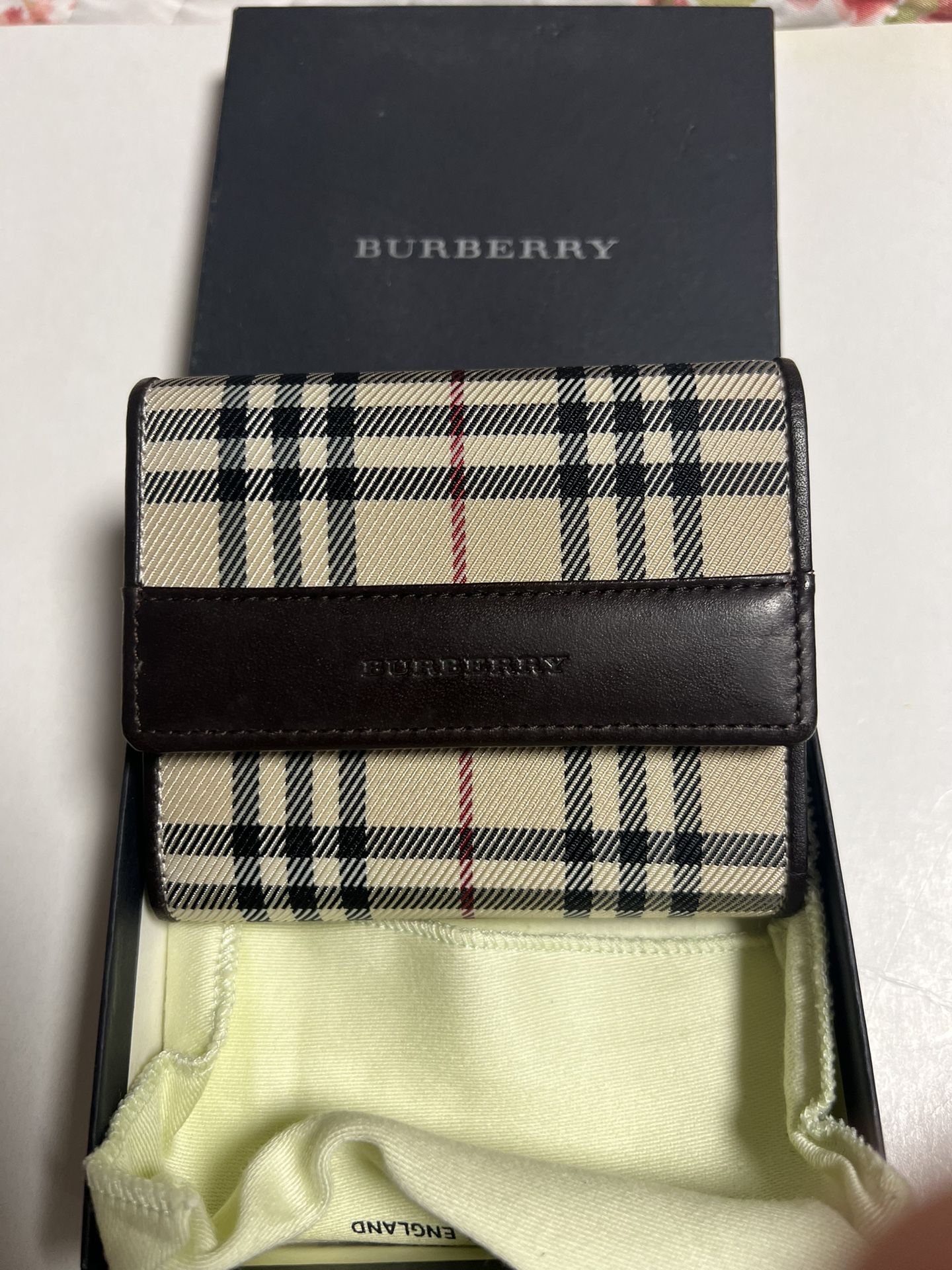 Burberry wallet