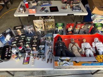 SUPER DEAL! Over 45 Star Wars Figures and Memorabilia