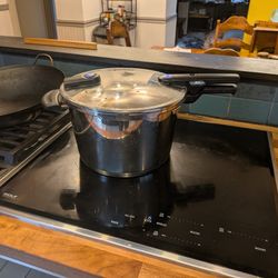 Fissler Vita-quick Premium Pressure Cooker