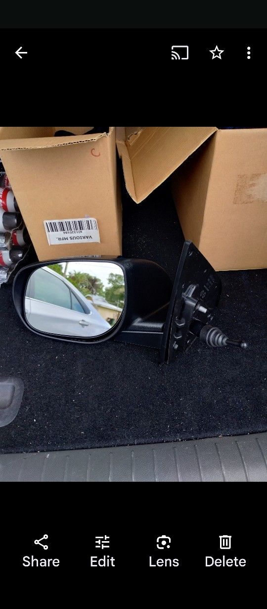 Pair of Sideview Mirrors For A Kia 2010 Forte 
