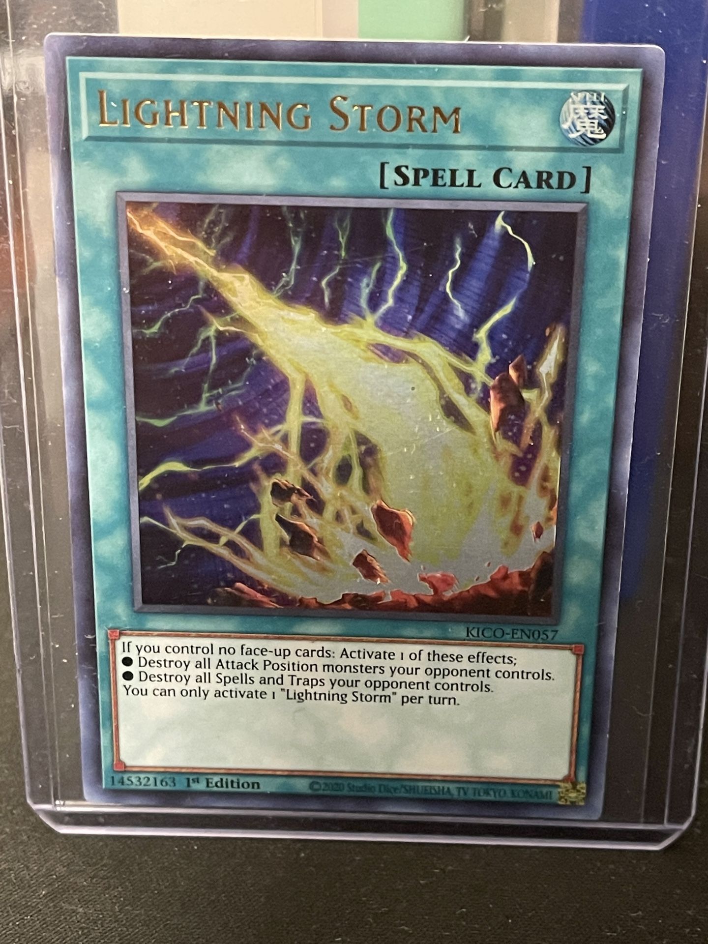 Lightning Storm (Ultra Rare)