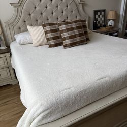 King Bed Frame 