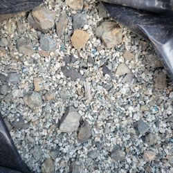 Free gravel