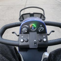 Victory 10 / 4 Wheel Scooter 