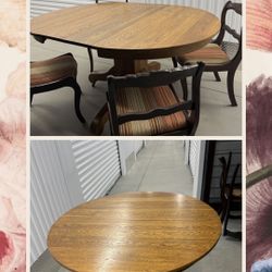Vintage Expandable Oak Dining Table w/ 4 Chairs (HOLIDAYS!!)