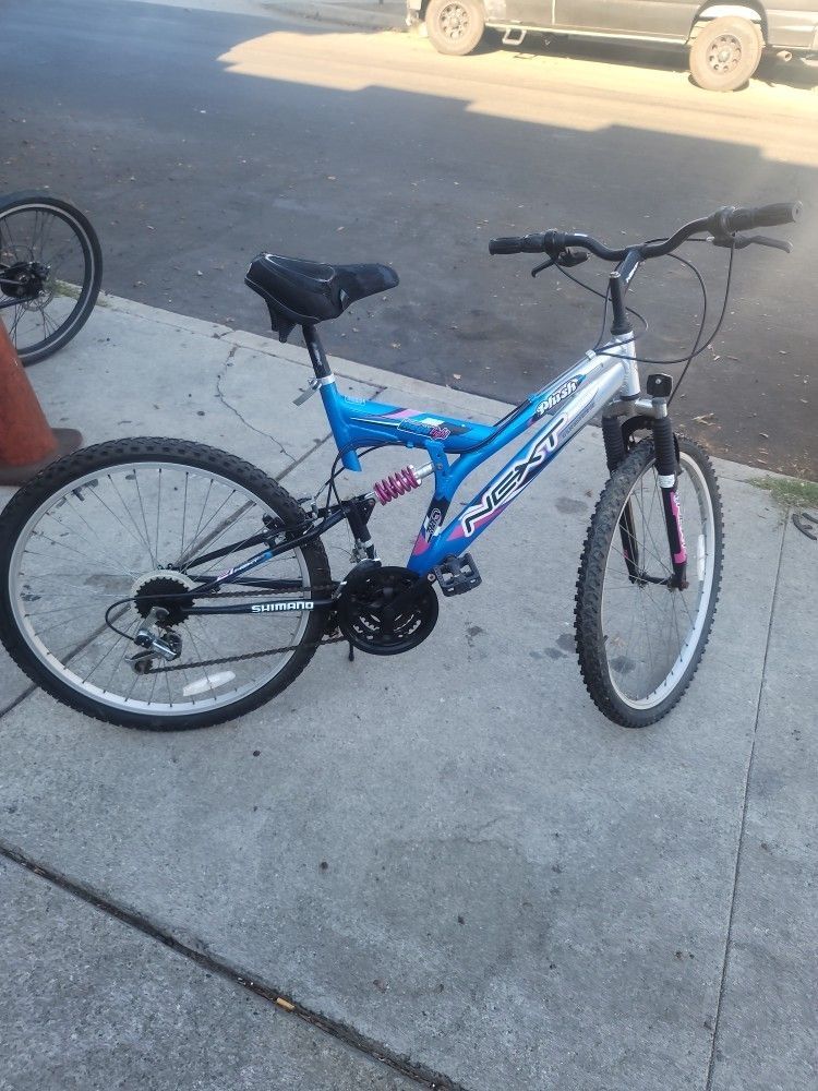 Next Shocker mountain bike