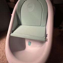 Frida Baby 4-in-1 Bathtub 