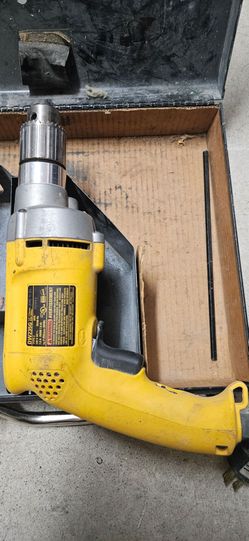 Dewalt DS235G 1/2" electric Drill