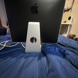iMac For Sale In Perfect Condition 
