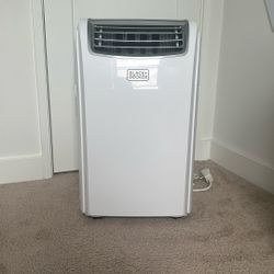 Black and Decker 14,000 BTU Portable Air Conditioner