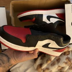 Jordan 1 Low Bred 