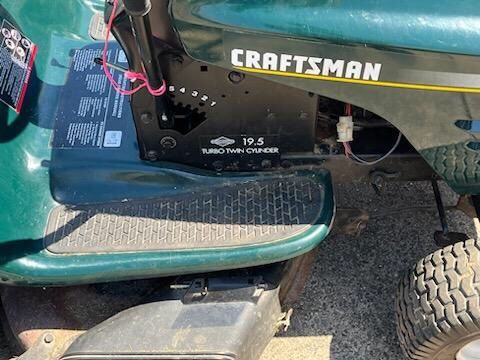 Craftsman 19.5 turbo twin 2024 cylinder riding lawn mower