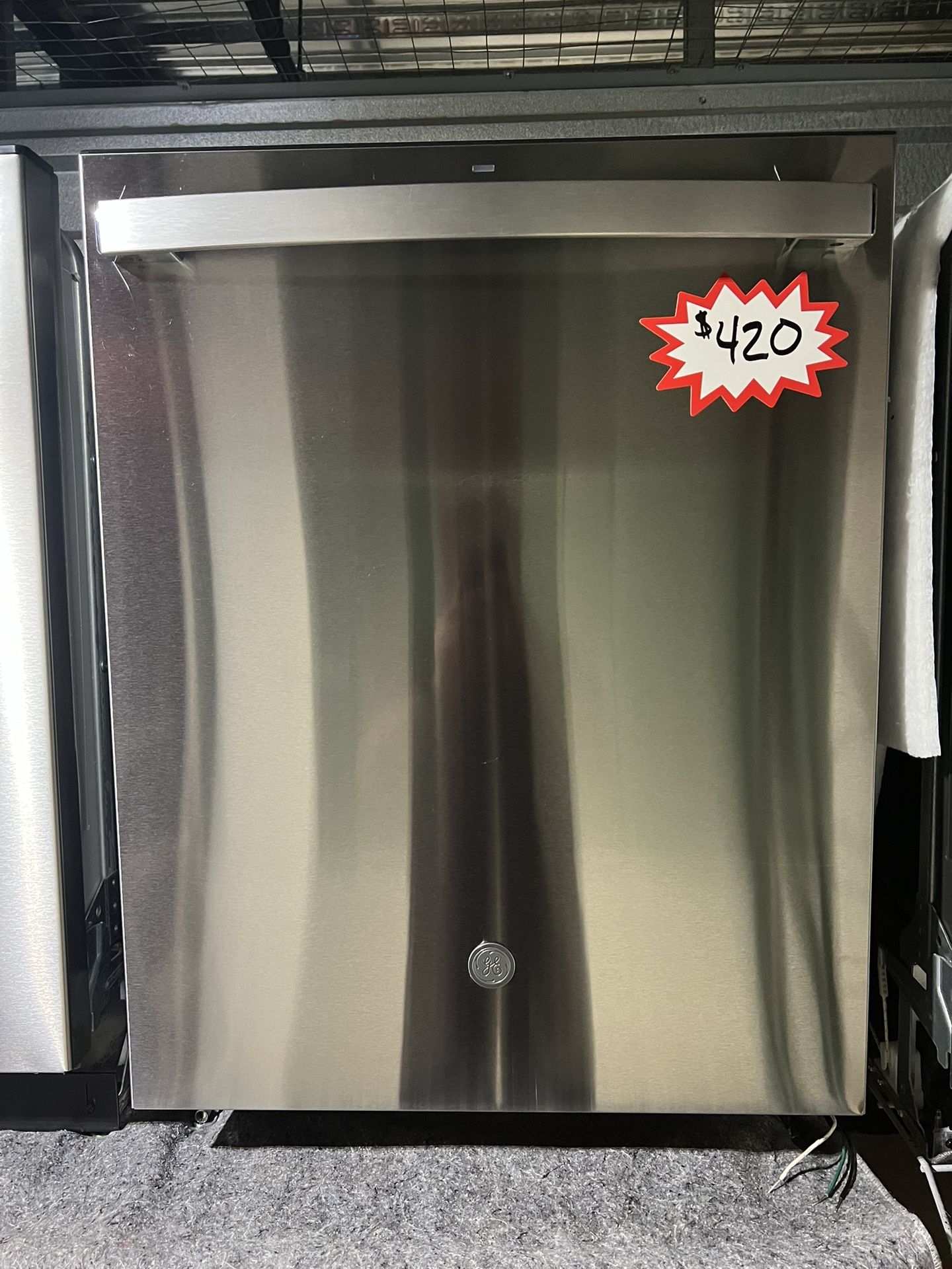 GE 24” Built-in Tall Tub SS Dishwasher w/ Sanitize And Dry Boost