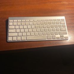 Apple Magic Keyboard Model: A1314