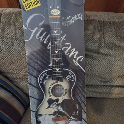 Limited Edition Still In Box Hopalong Cassidy Guitar 