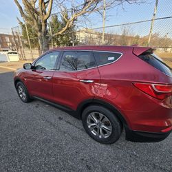 2015 Hyundai Santa Fe Only 95k Miles