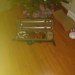  Beginers Violin 18 In Long Case, Tuner, Bow Bow Hair Etc
