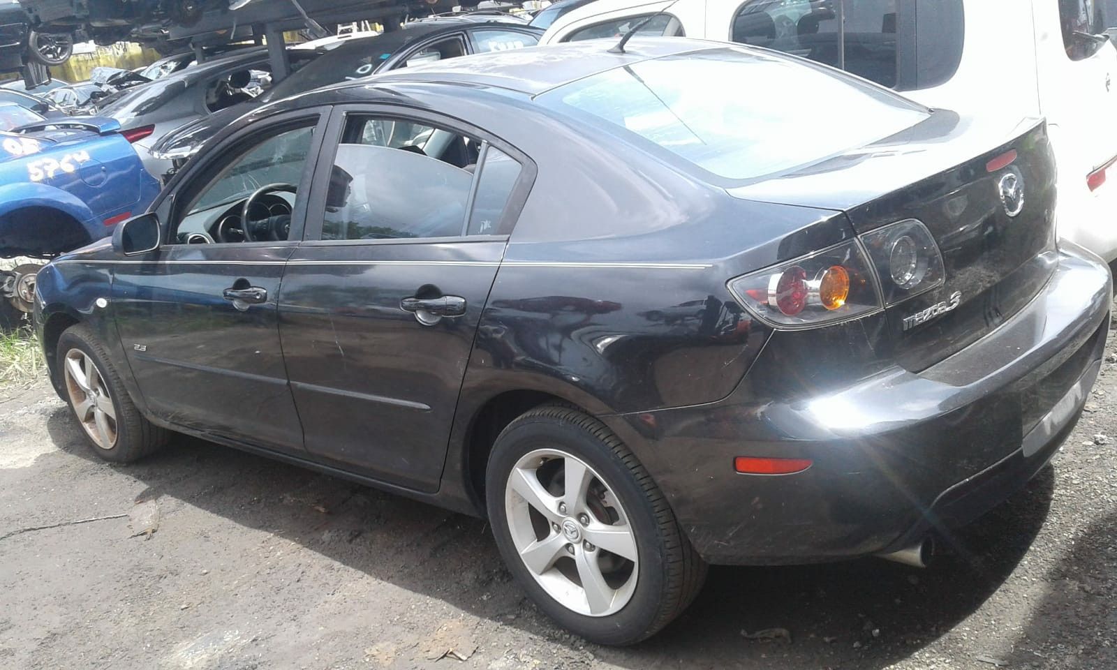 Mazda 3 for part out 2006