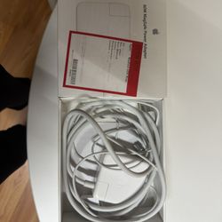 Apple 60W MagSafe Power Adapter (A1344) for MacBook and 13-inch MacBook Pro