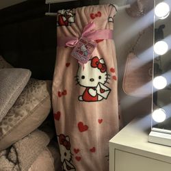 Hello Kitty Throw 