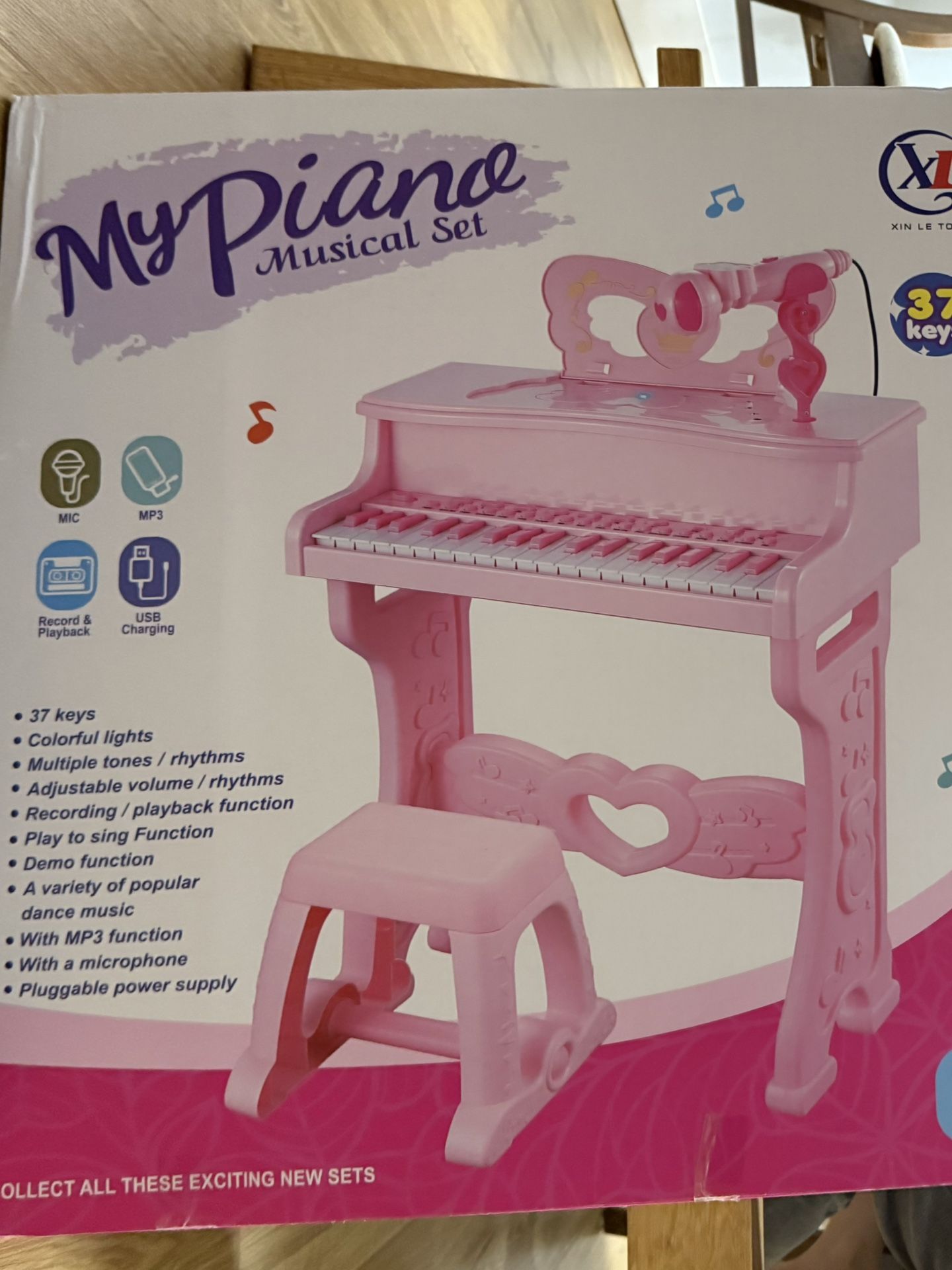 Kids Toy Piano, Pink, Brand New