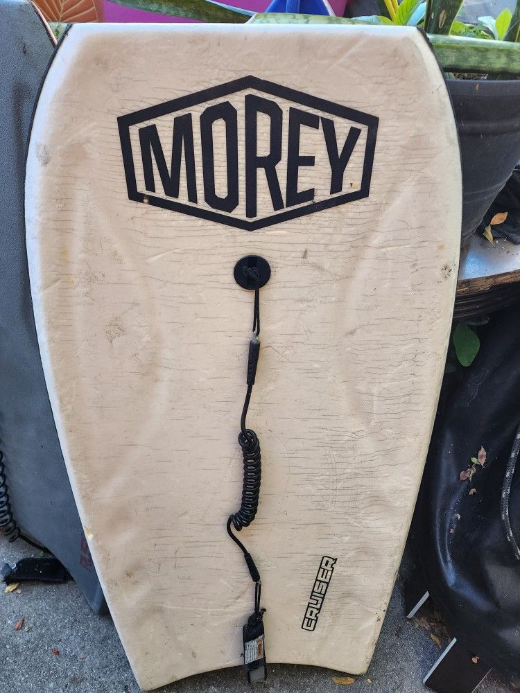 MOREY BOOGIE BOARD & BODYGLOVE used