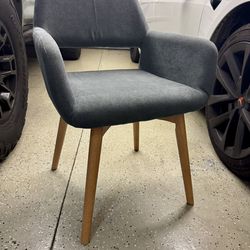 Free chair