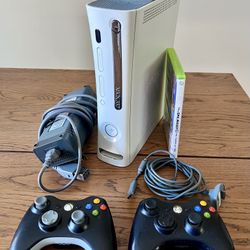 Xbox 360 Elite White System Bundle w 2 OEM Controllers - Tested