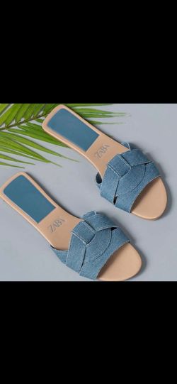 Sandal