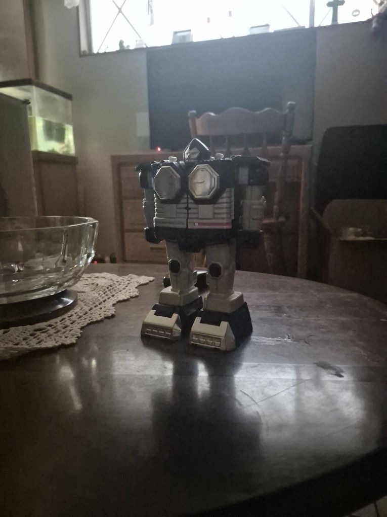 Lost GALAXY Gorilla ZORD