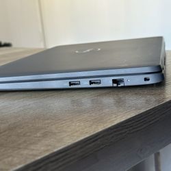 Dell 3640 Latitude Laptop