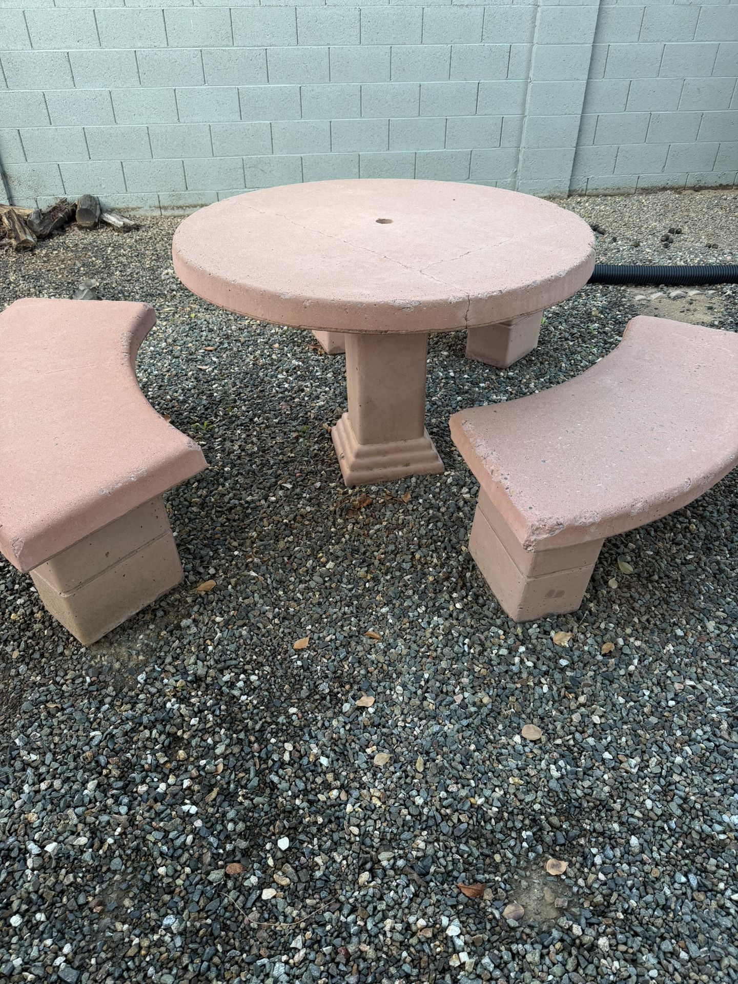 Free Outdoor Tables
