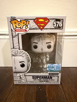 Funko Pop! Superman #576 Supreme Limited Edition 9500 Pieces + PROTECTOR