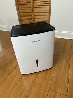 Frigidaire 22 Pint Dehumidifier. 1,500 Square Foot Coverage. Ideal for Small Rooms. 1.7 Gallon Bucket Capacity. Continuous Drain Option