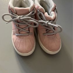 Toddler girl Pink Oshkosh Boots 7M