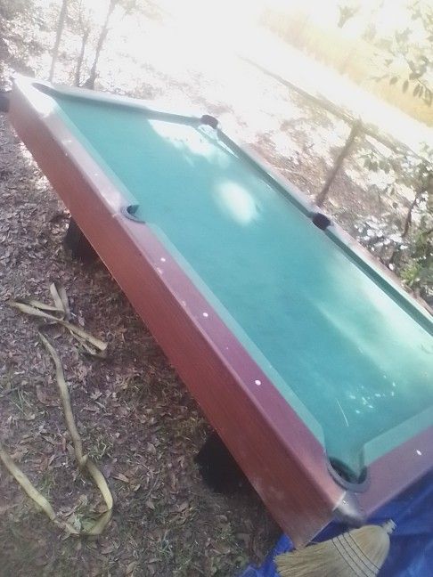 Used Pool Table 