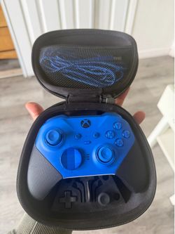 Xbox elite  2 with case