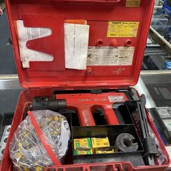 Hilti DX-451 Power Actuated Fastener Nail Gun Tool With Accessories & Case