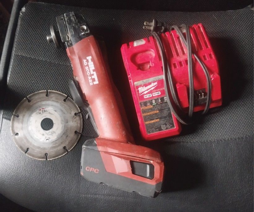 HILTI AG 500-A22 w/ Battery Pack (Used)