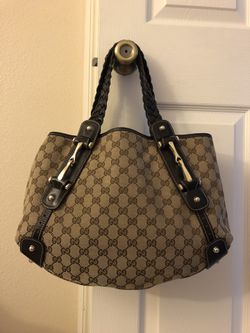 Gucci shoulder bag