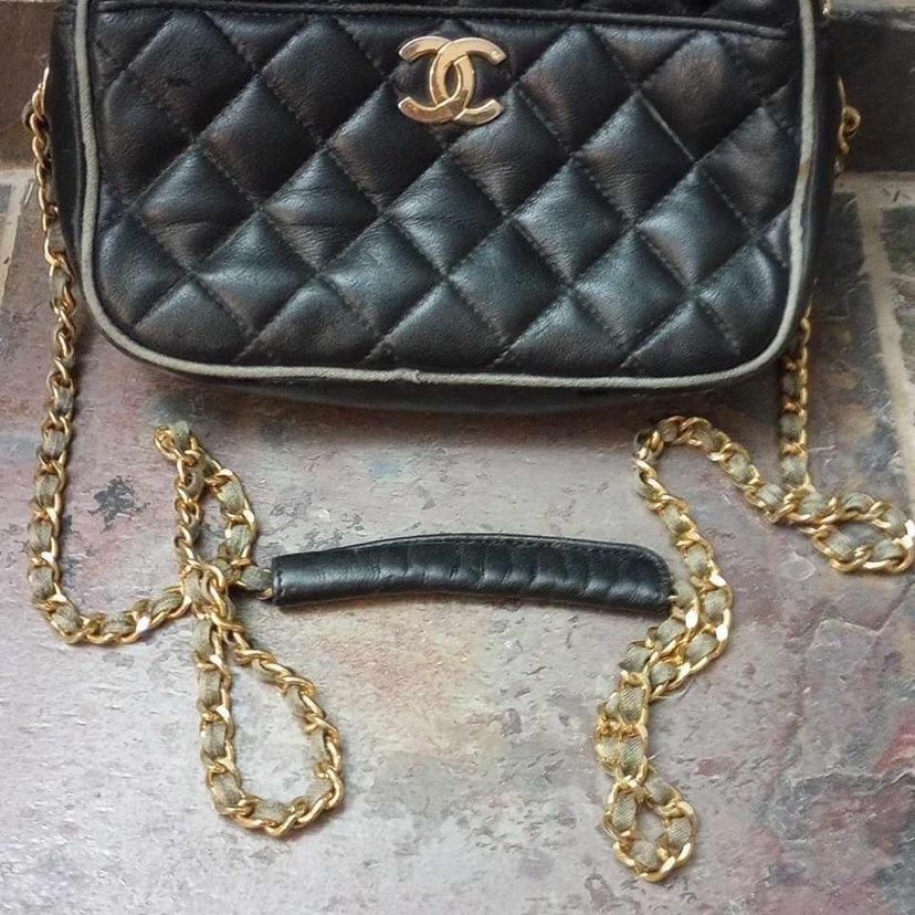 Black Chanel Leather Purse With Gold Chain 100% Authentic for Sale in  Riverbank, CA - OfferUp